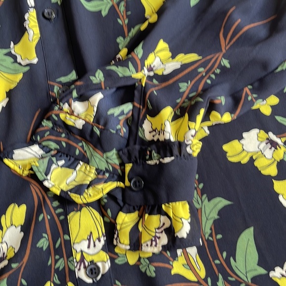 Who What Wear Black Yellow Floral Long Sleeve Button Down Ruffle Cuff Top - Picture 5 of 8